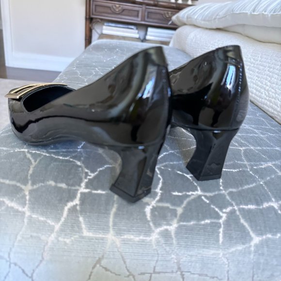 Roger Vivier "Belle Vivier Trompette" Black Patent Leather Pumps 40 9 - Picture 8 of 12